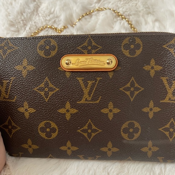 Louis Vuitton Eva Monogram Clutch Pouch - Picture 3 of 10